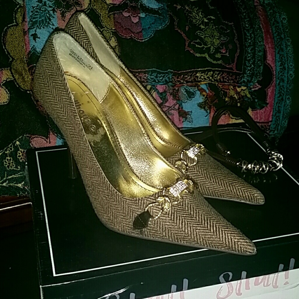 Dollhouse Tweeted Dress Shoes